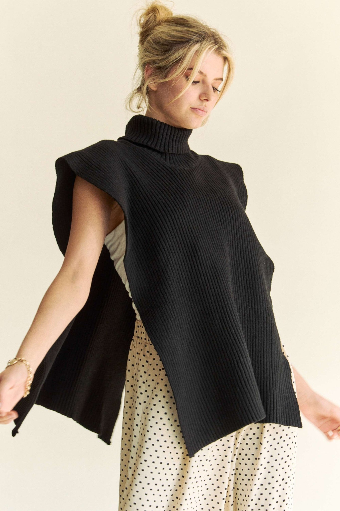 Winnie Side Split Turtleneck Sleeveless Knit Top