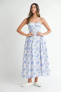 Frolicking Princess Sweetheart Neckline Floral Printed Midi Dress