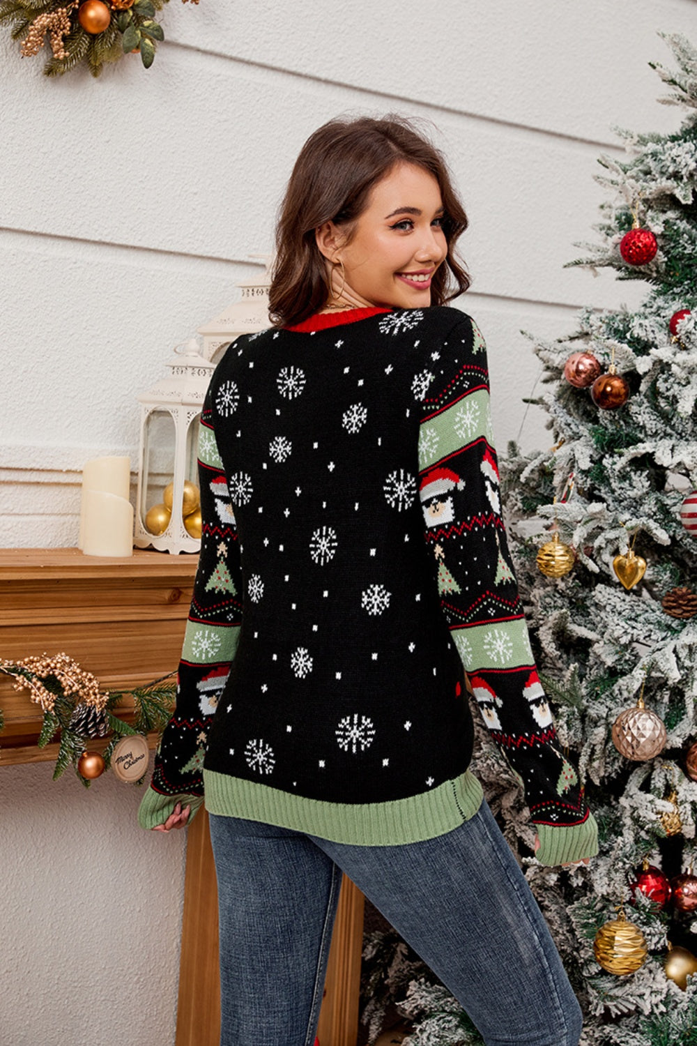 Llama Christmas Pattern Round Neck Sweater