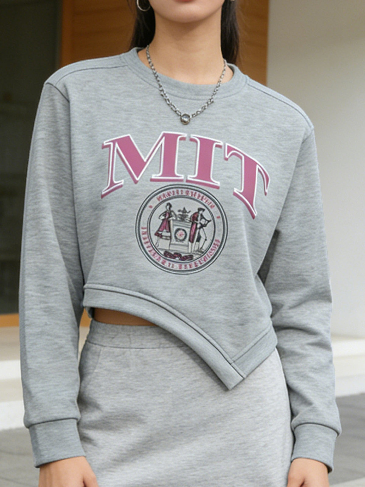 Lucy Mae Graphic Cropped Sweatshirt
